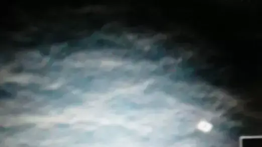 חלק שזוהה כשבר של מטוס מלזיה איירליינס שהתרסק בים, כ-100 קילומטרים מחופי וויאטנם. 9 במרץ 2014 חלק שזוהה כשבר של מטוס מלזיה איירליינס שהתרסק בים, כ-100 קילומטרים מחופי וויאטנם. 9 במרץ 2014