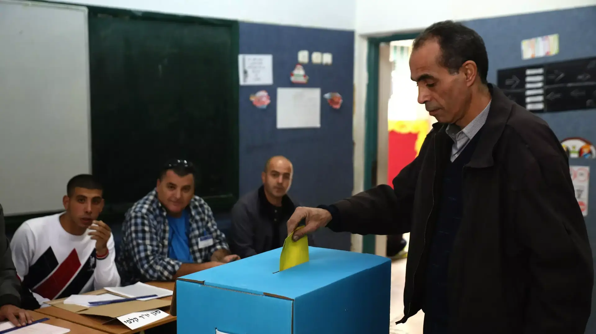 פתיחת הקלפיות בבחירות החוזרות בנצרת, מרץ 2014 פתיחת הקלפיות בבחירות החוזרות בנצרת, מרץ 2014