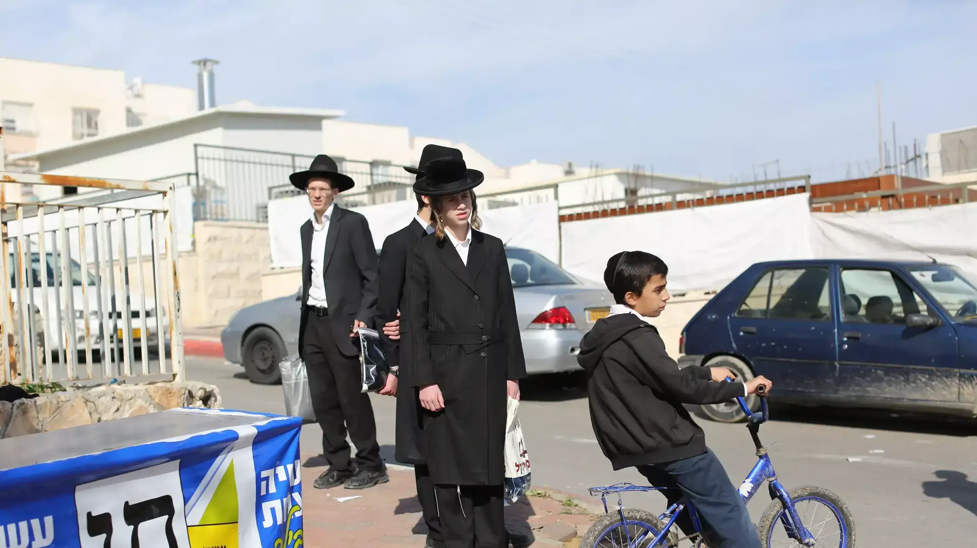 פתיחת הקלפיות בבחירות החוזרות בבית שמש, מרץ 2014 פתיחת הקלפיות בבחירות החוזרות בבית שמש, מרץ 2014