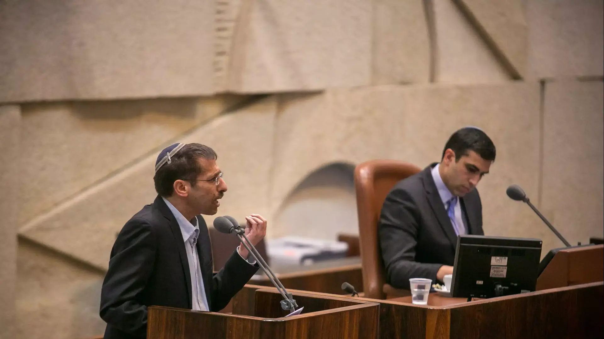 מליאת חוק שירות ביטחון, מרץ 2014 מליאת חוק שירות ביטחון, מרץ 2014