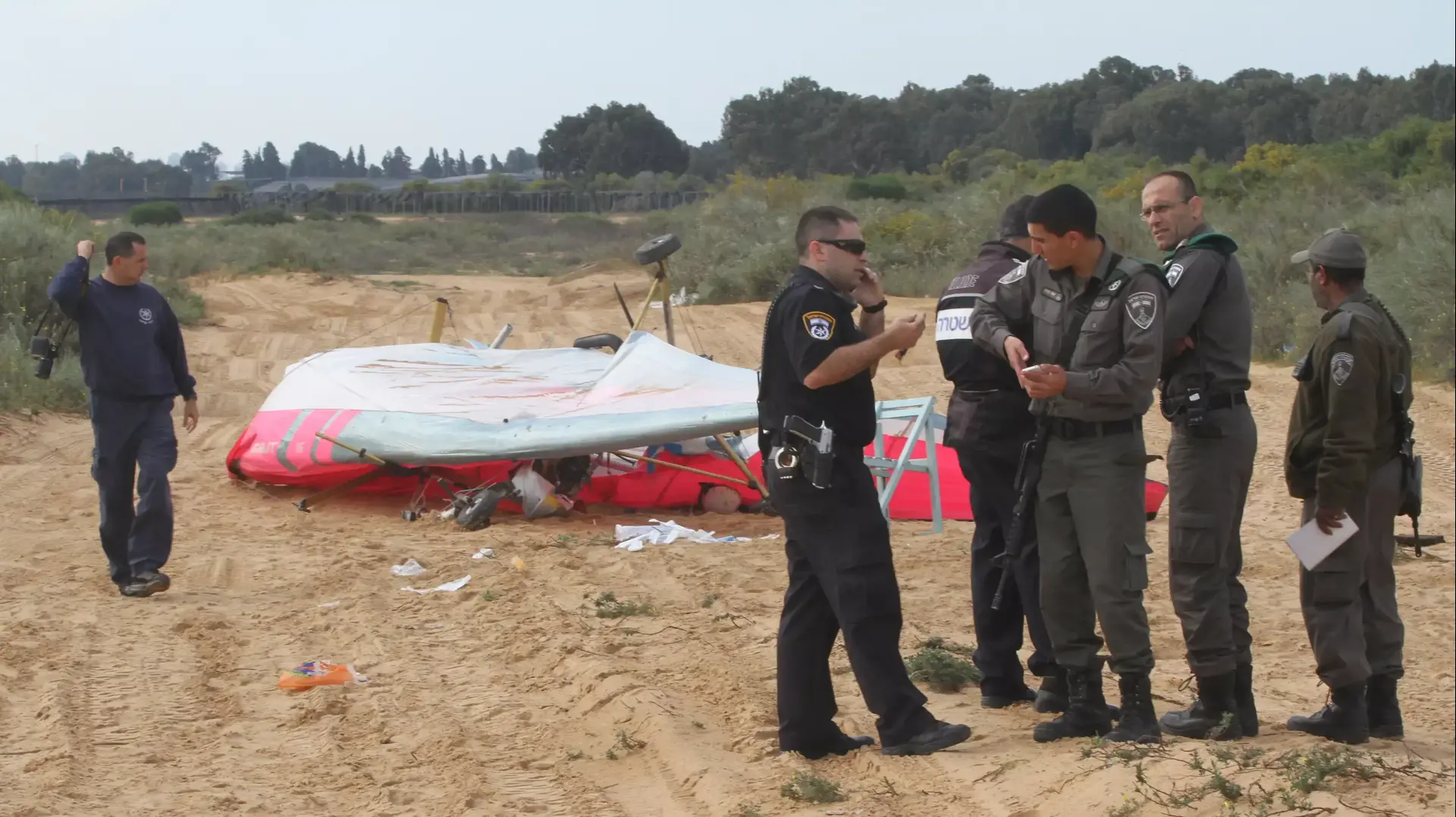 טייס אולטרה לייט נפצע קשה בהתרסקות ליד חדרה, מרץ 2014 טייס אולטרה לייט נפצע קשה בהתרסקות ליד חדרה, מרץ 2014