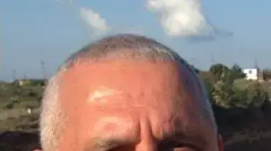 מאיר לוי, מלווה בריבית בן 60 מחולון . מרץ 2014
