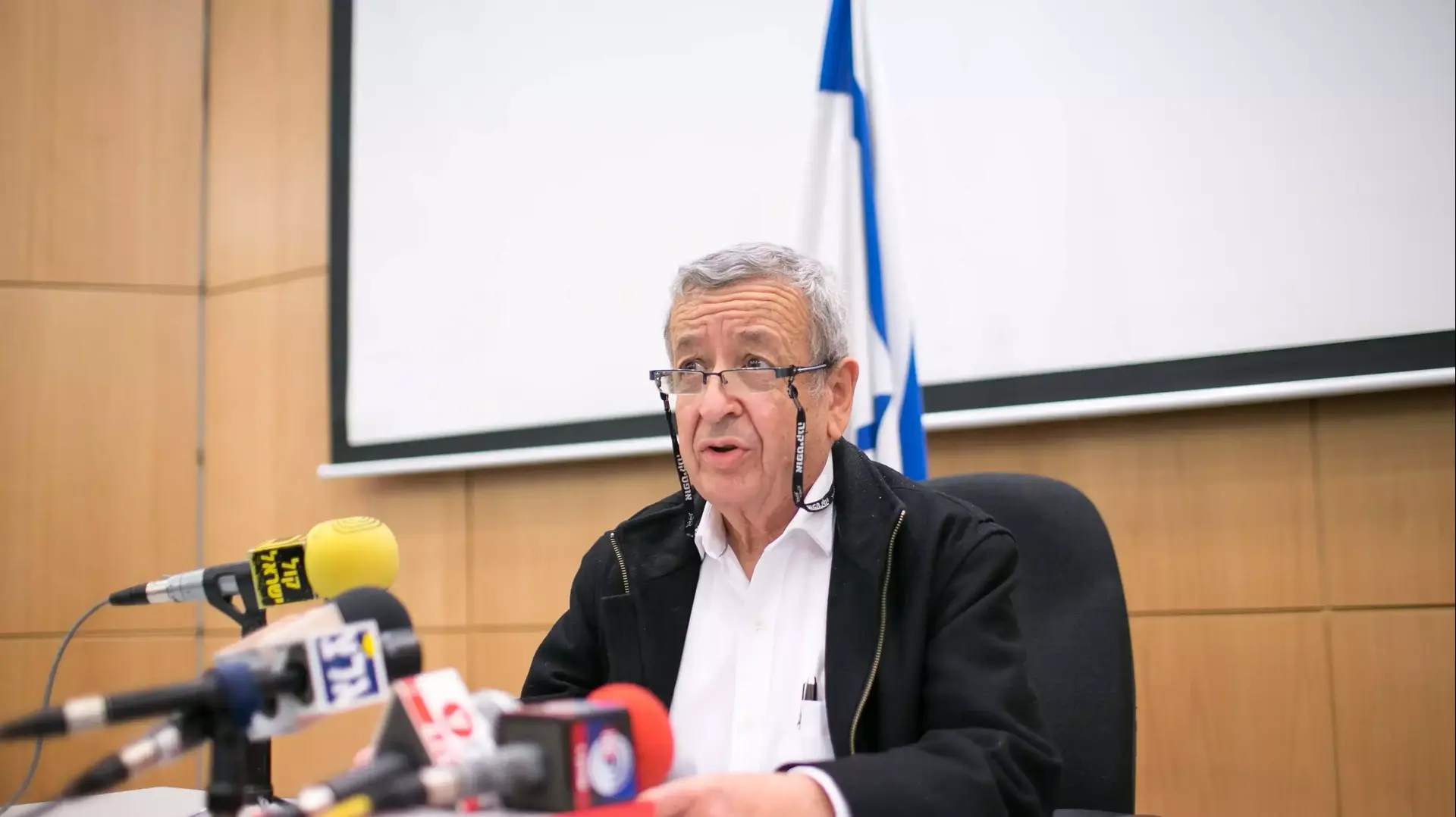 נציב תלונות הציבור על שופטים, השופט (בדימוס) אליעזר ריבלין, הגיש היום לנשיא בית המשפט העליון ולשרת המשפטים את הדו"ח השנתי לשנת 2013 נציב תלונות הציבור על שופטים, השופט (בדימוס) אליעזר ריבלין, הגיש היום לנשיא בית המשפט העליון ולשרת המשפטים את הדו"ח השנתי לשנת 2013