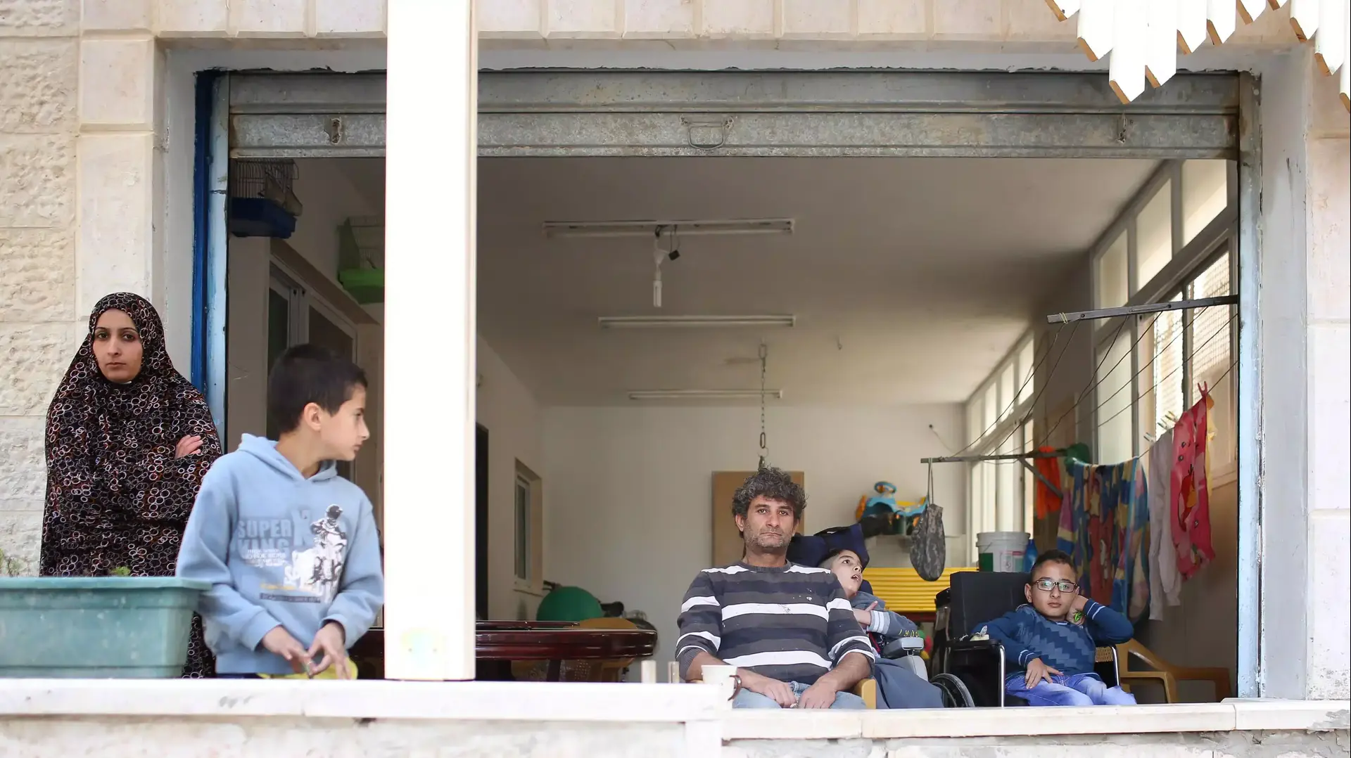 אבו חסן ובני משפחתו נותרו ללא חיבור למים, מחנה הפליטים שועפט אבו חסן ובני משפחתו נותרו ללא חיבור למים, מחנה הפליטים שועפט