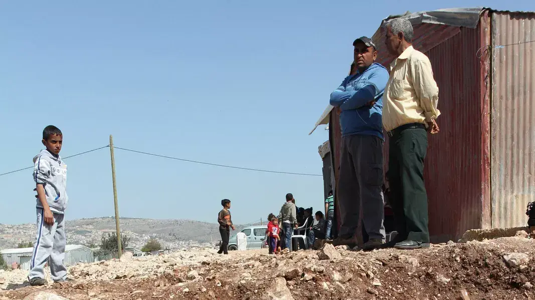 ילד בן 3 נמחץ תחת ההריסות באתר בנייה בכפר הבדואי ערב א-נעים בגליל, 29 במרץ 2014 ילד בן 3 נמחץ תחת ההריסות באתר בנייה בכפר הבדואי ערב א-נעים בגליל, 29 במרץ 2014