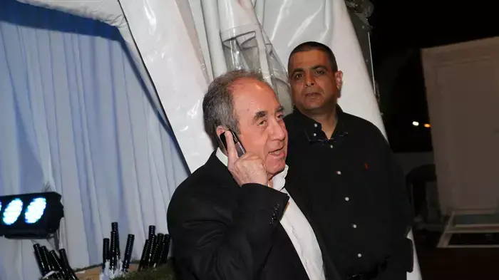 אלפרד אקירוב באירוע השקה של חברת better place פברואר 2010 אלפרד אקירוב באירוע השקה של חברת better place פברואר 2010