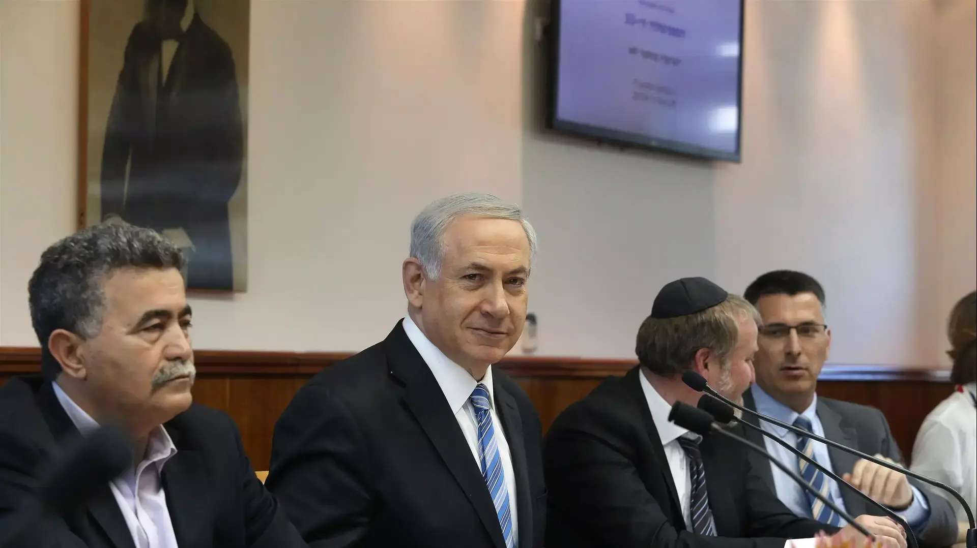 ראש הממשלה בנימין נתניהו בישיבת ממשלה. מרץ 2014 ראש הממשלה בנימין נתניהו בישיבת ממשלה. מרץ 2014