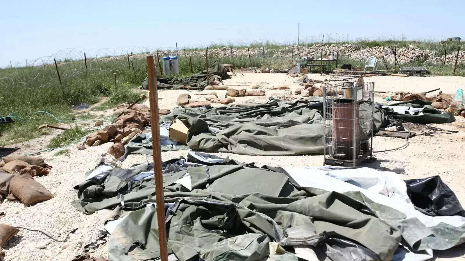 יום אחרי העימותים בין כוחות הביטחון ומתנחלים ביצהר. אפריל 2014