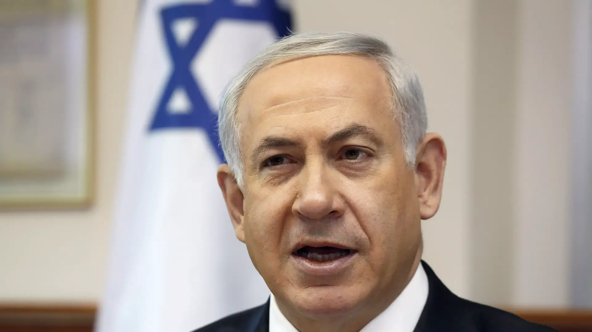 בנימין נתניהו בישיבת הממשלה. אפריל 2014 בנימין נתניהו בישיבת הממשלה. אפריל 2014