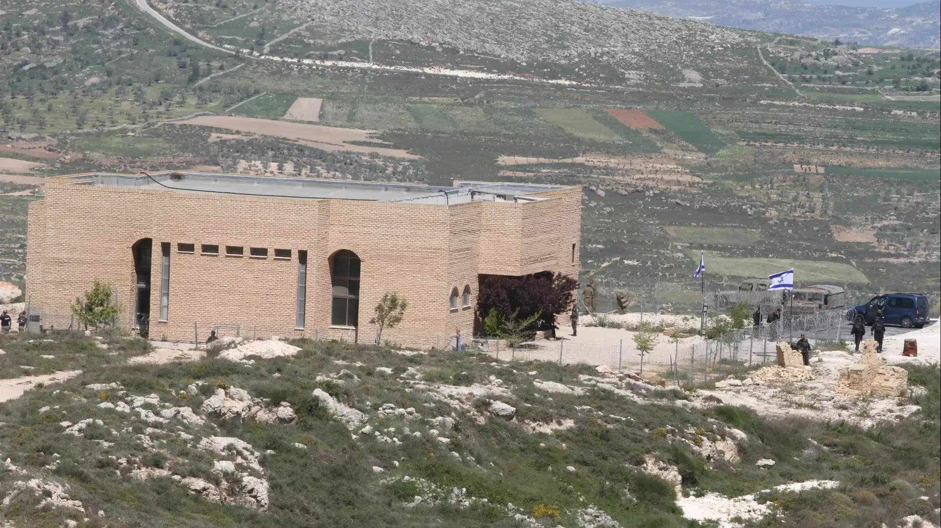 פלוגת מג"ב הוצבה בישיבת יצהר, אפריל 2014