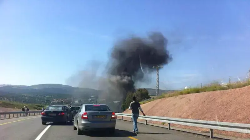 אוטובוס של אגד קו 541 התלקח בנסיעה באזור הגליל התחתון אוטובוס של אגד קו 541 התלקח בנסיעה באזור הגליל התחתון