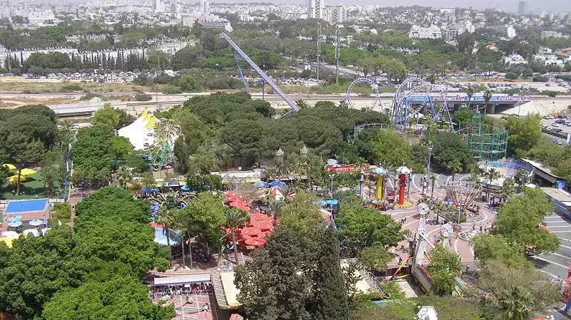 לונה פארק תל אביב. אפריל 2014 לונה פארק תל אביב. אפריל 2014