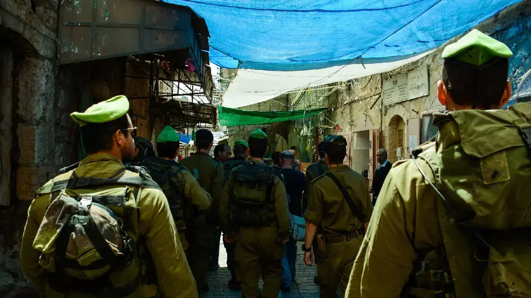 סיור של כוחות צה"ל בקסבה של חברון במסגרת אירועי חריג יהודי. אפריל 2014 סיור של כוחות צה"ל בקסבה של חברון במסגרת אירועי חריג יהודי. אפריל 2014