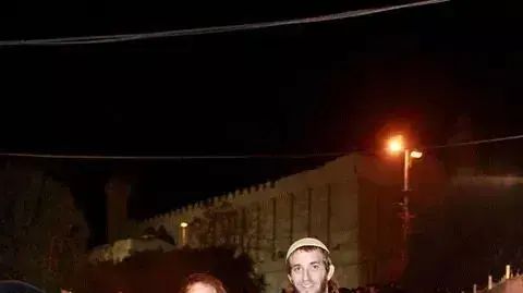 רפאל ואביה מוריס, שידוך של נוער הגבעות רפאל ואביה מוריס, שידוך של נוער הגבעות