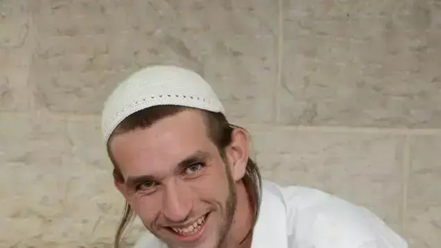 רפאל ואביה מוריס, שידוך של נוער הגבעות רפאל ואביה מוריס, שידוך של נוער הגבעות