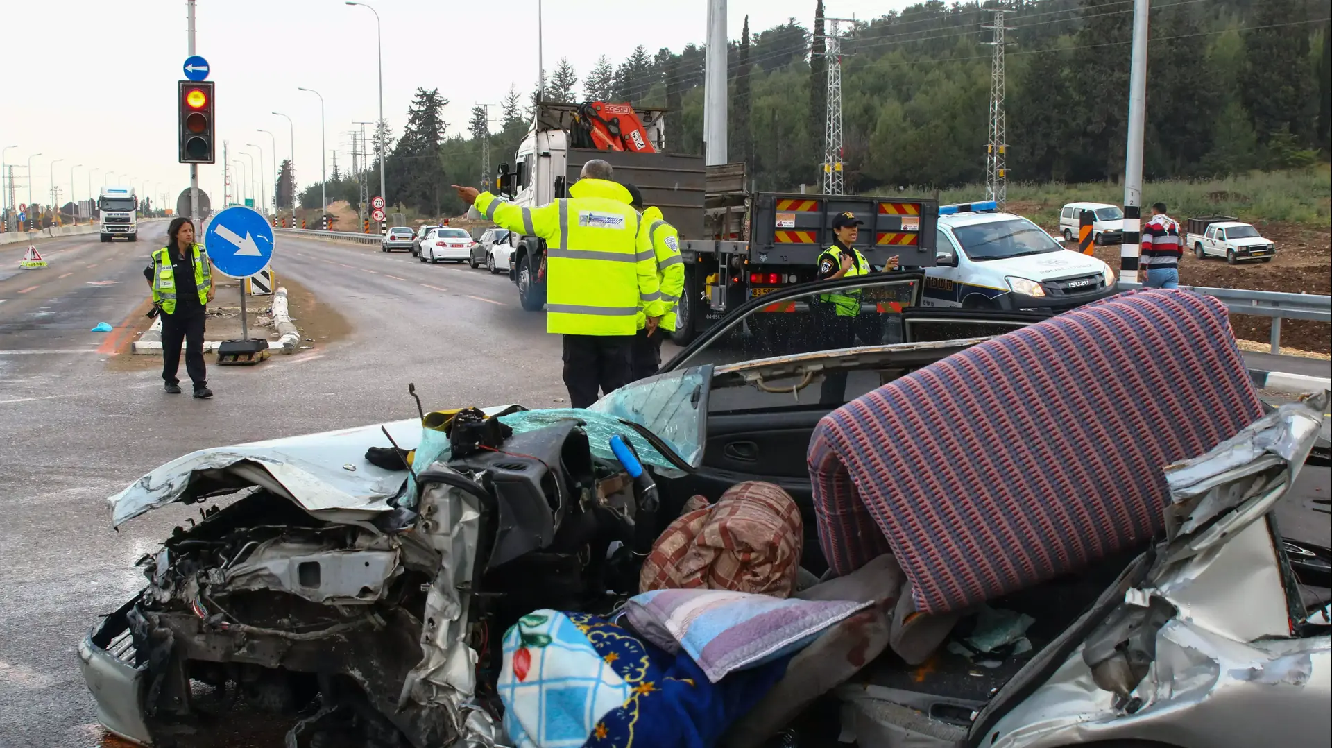 הרוג ופצוע בינוני בתאונת דרכים בצומת אחיעוד ליד עכו, 20 באפריל 2014 הרוג ופצוע בינוני בתאונת דרכים בצומת אחיעוד ליד עכו, 20 באפריל 2014