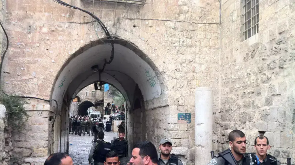 מהומות בהר הבית, 20 באפריל 2014 מהומות בהר הבית, 20 באפריל 2014