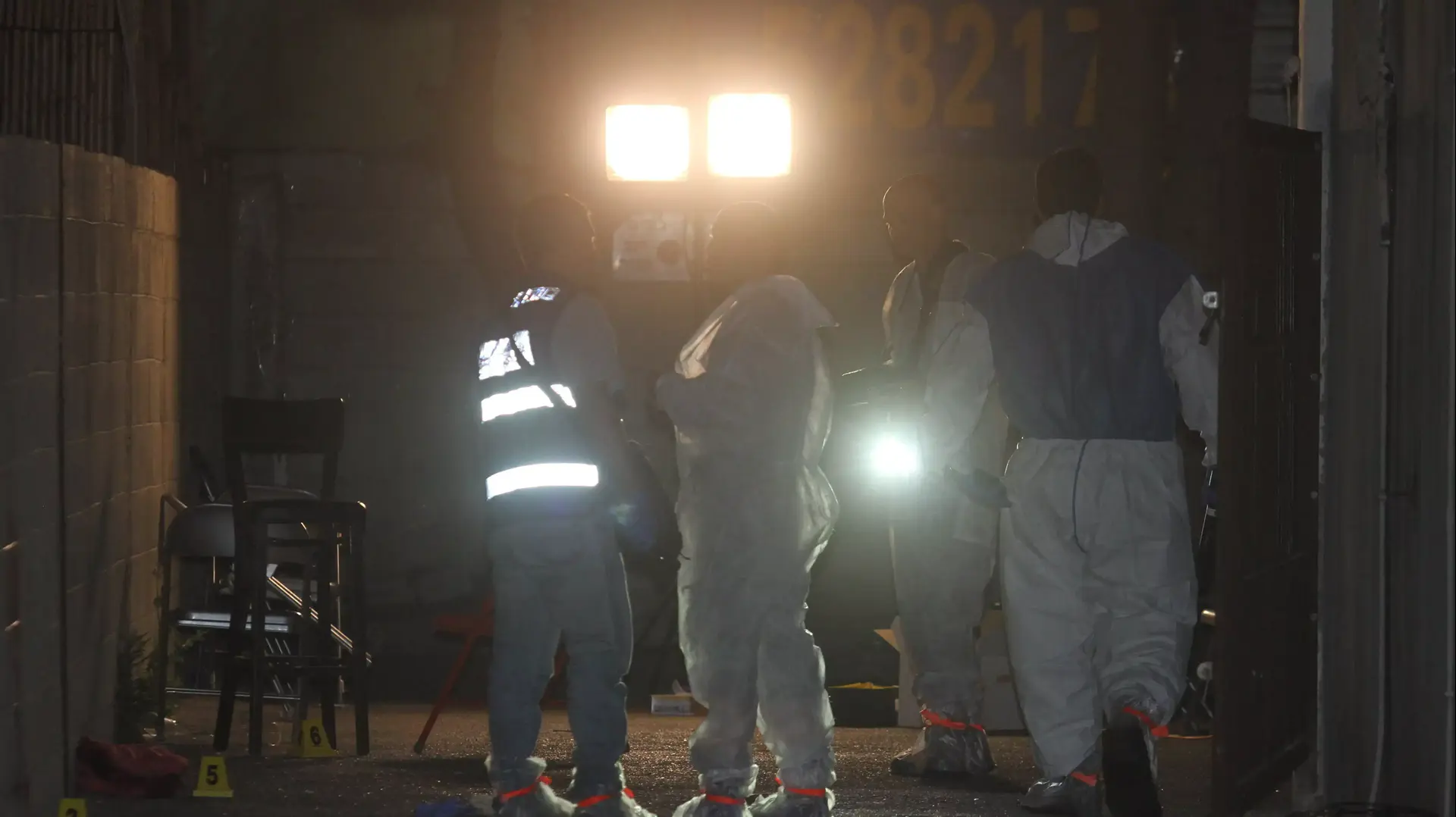 צעיר בן 19 נדקר למוות בפתח מועדון לילה באזור התעשייה ברעננה. 21 באפריל 2014