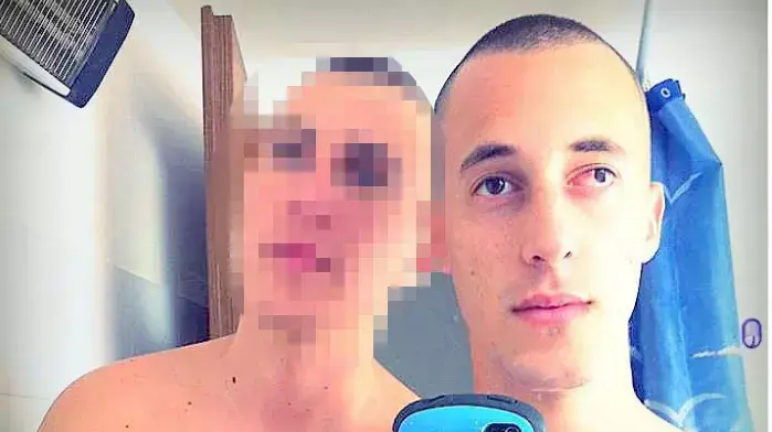 אור ריבק, יחד עם חברו החשוד שרצח אותו (משמאל) בקיבוץ כפר חרוב אור ריבק, יחד עם חברו החשוד שרצח אותו (משמאל) בקיבוץ כפר חרוב