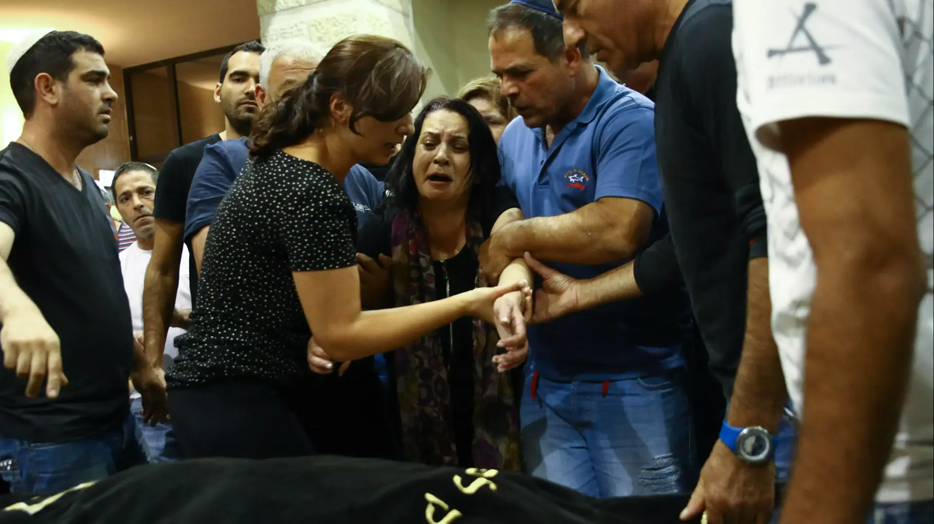 הלווייתה של שלי דדון שנרצחה ליד מגדל העמק. אפריל 2014