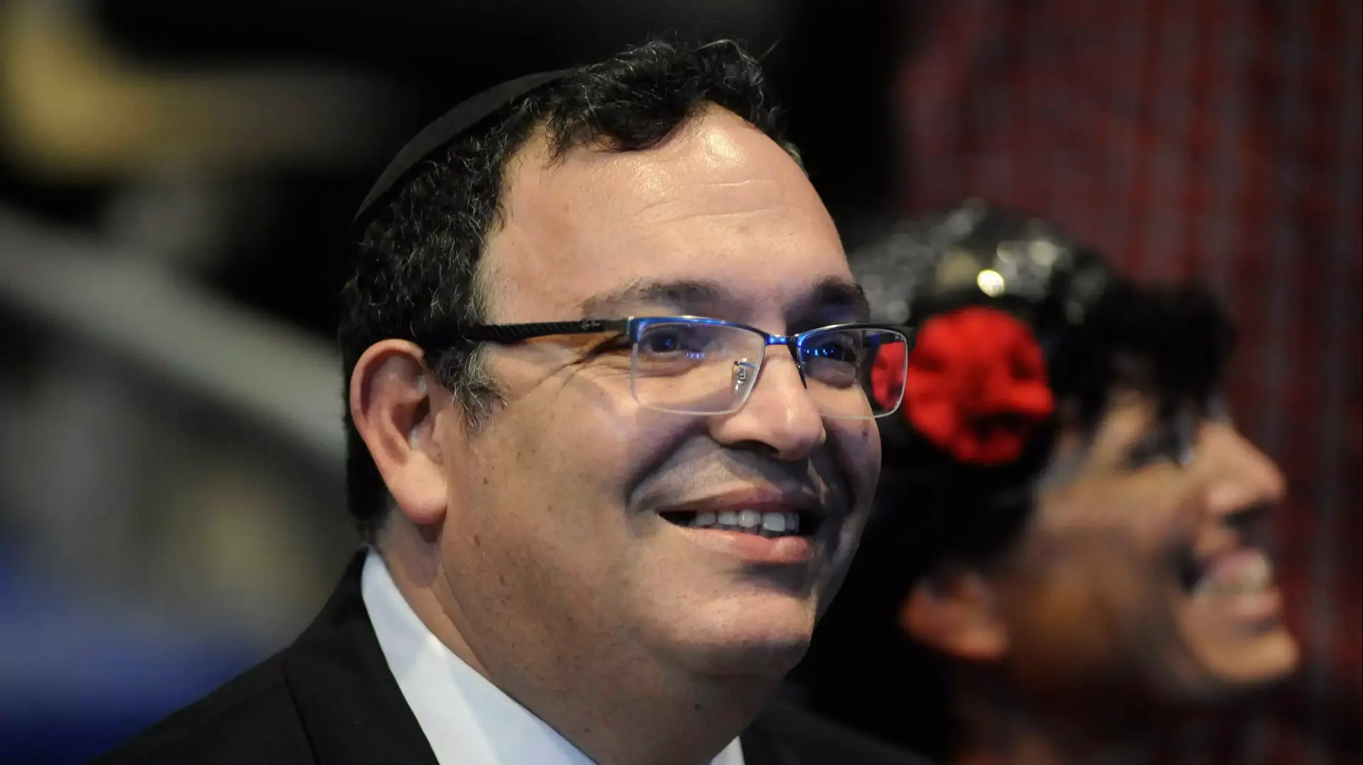 שר החינוך שי פירון בטקס הדלקת המשואות בערב יום העצמאות ה-66. הר הרצל, 5 במאי 2014 שר החינוך שי פירון בטקס הדלקת המשואות בערב יום העצמאות ה-66. הר הרצל, 5 במאי 2014