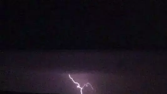 ברקים בסערה אביבית ברחבי הארץ ברקים בסערה אביבית ברחבי הארץ