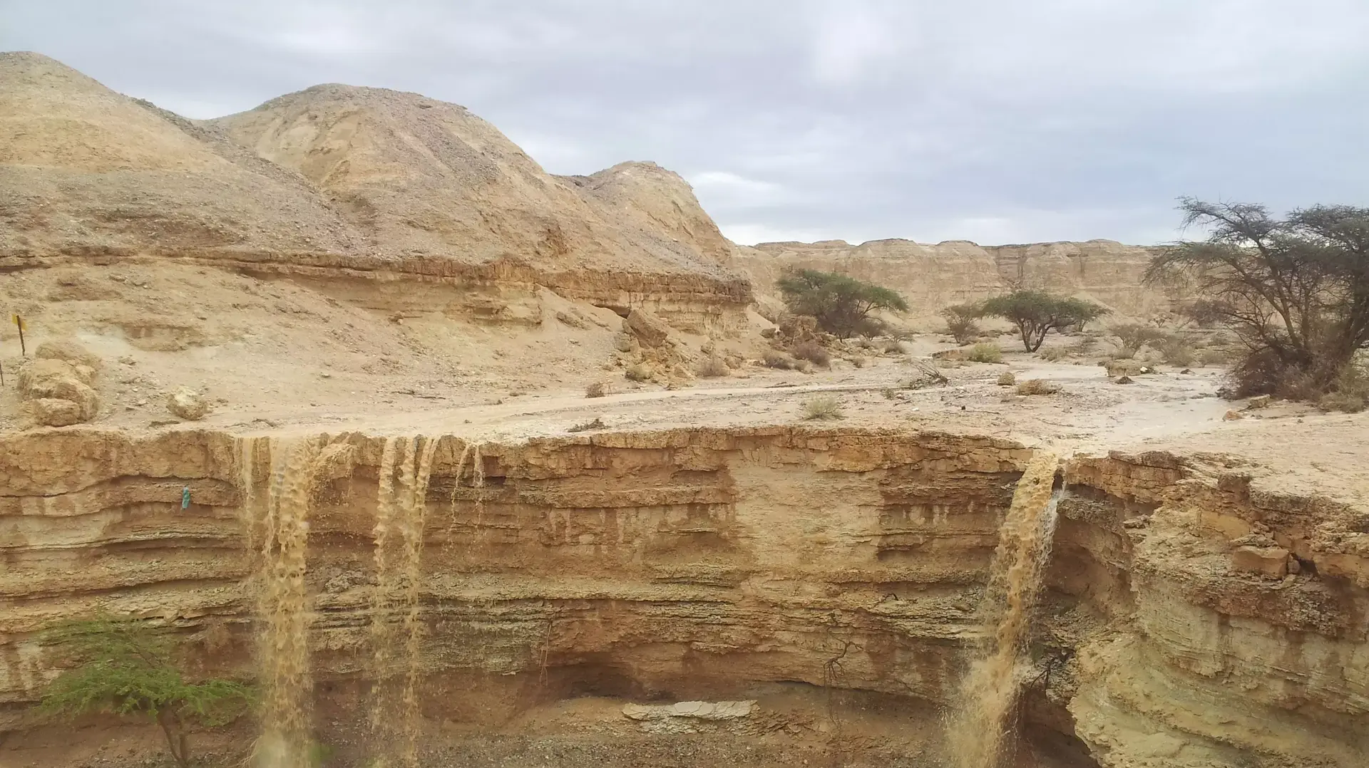שיטפון בנחל ביתרון בערבה שיטפון בנחל ביתרון בערבה