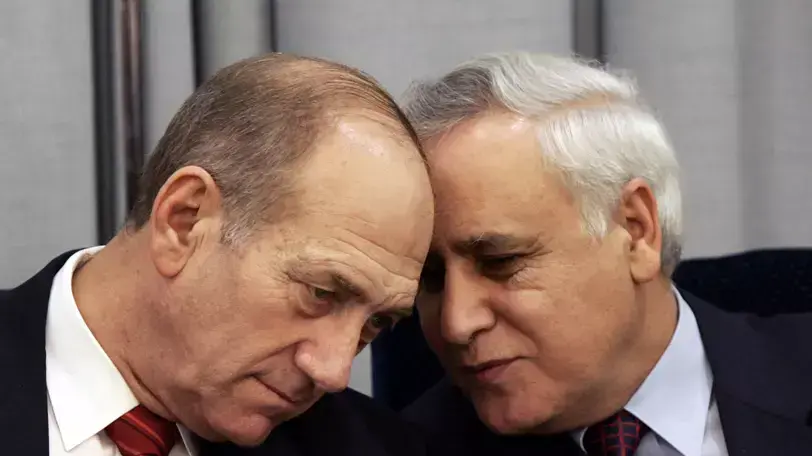 משה קצב ואהוד אולמרט. מאי 2014 משה קצב ואהוד אולמרט. מאי 2014