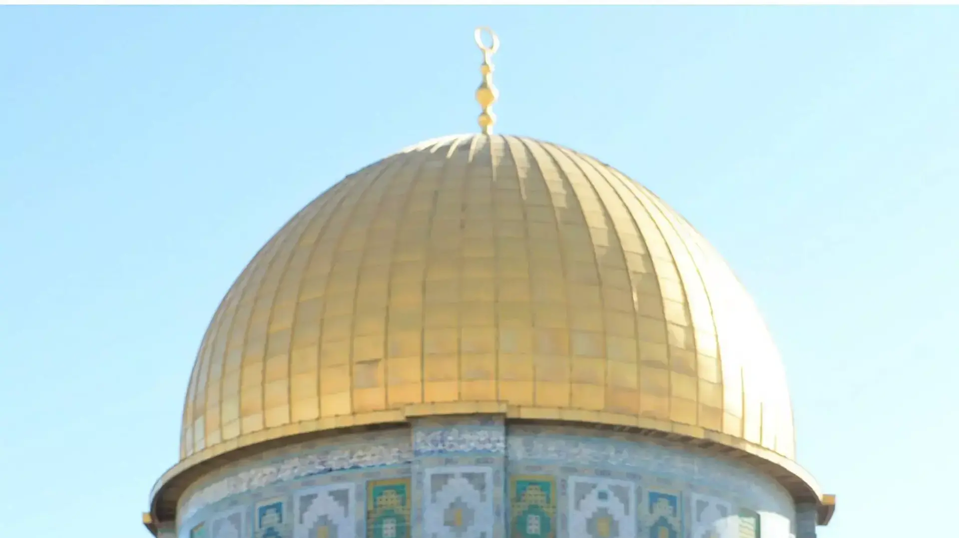 האפיפיור פרנציסקוס בביקור בהר הבית. מאי 2014 האפיפיור פרנציסקוס בביקור בהר הבית. מאי 2014