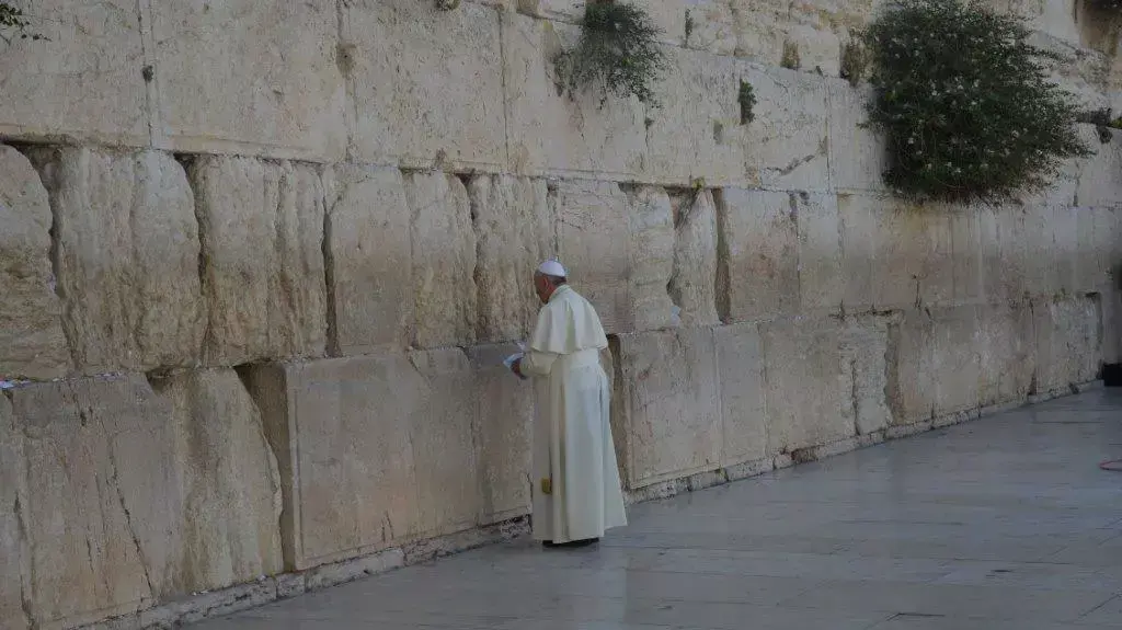 ביקור האפיפיור פרנציסקוק בכותל המערבי, מאי 2014 ביקור האפיפיור פרנציסקוק בכותל המערבי, מאי 2014