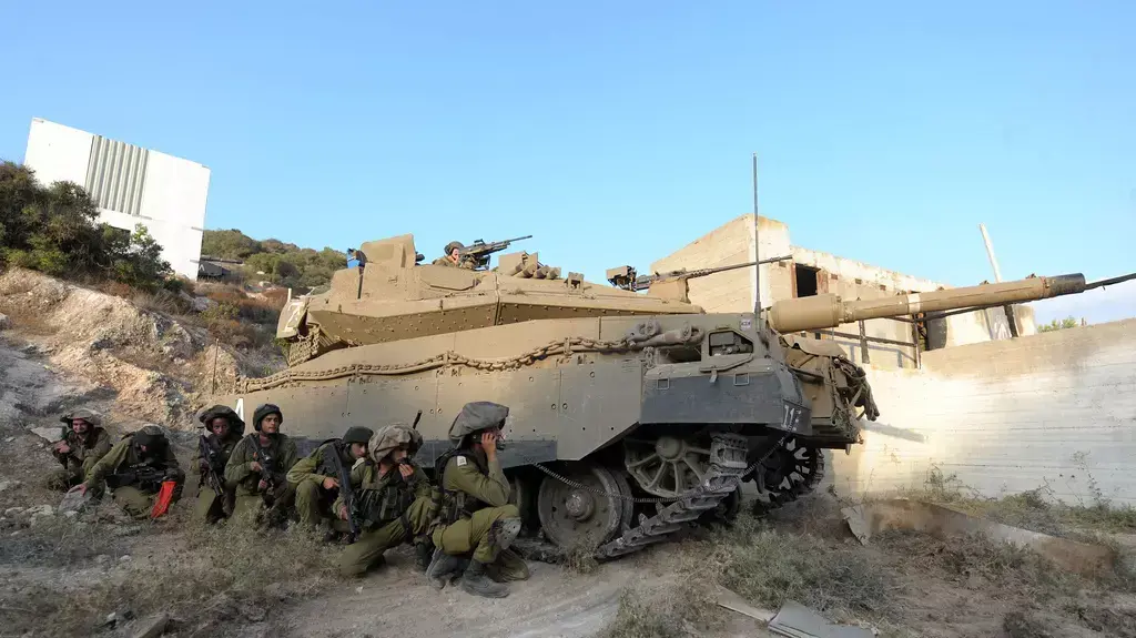 טנקים של חיל השריון מתאמנים