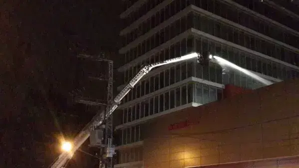 שריפה ליד קניון איילון ברמת גן שריפה ליד קניון איילון ברמת גן