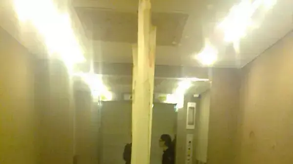 הפרדה בין גברים ונשים במעלית באולמי אירועים הפרדה בין גברים ונשים במעלית באולמי אירועים