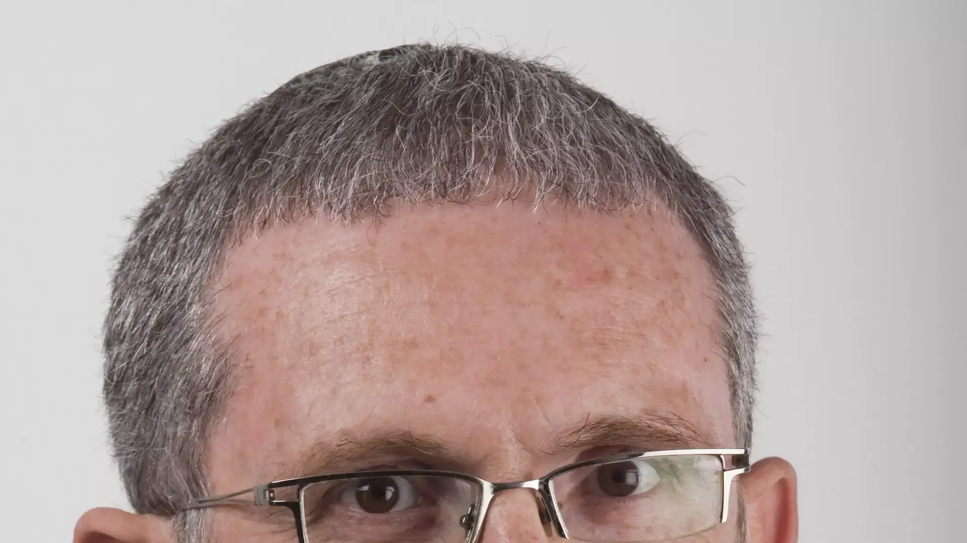 תמונה של עו"ד שלמה (מומי) למברגר