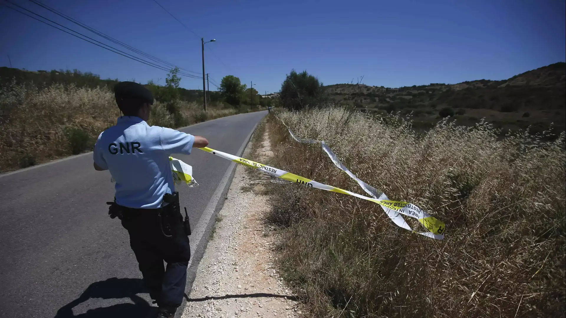 חיפושים אחר הילדה הבריטית מדלן מק'קאן באתר הנופש בפורטוגל, 11.06.2014 חיפושים אחר הילדה הבריטית מדלן מק'קאן באתר הנופש בפורטוגל, 11.06.2014