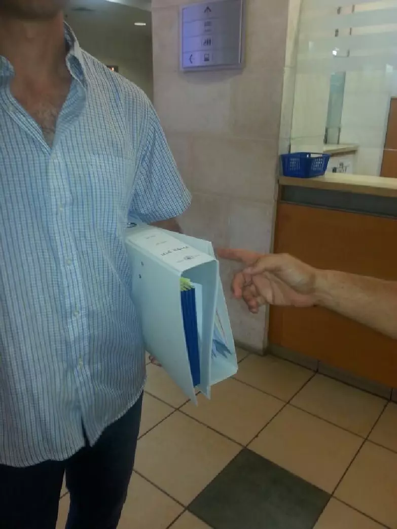 המחברות בהן תיעד החשוד ברצח ילדיו בשפלה את מעשיו