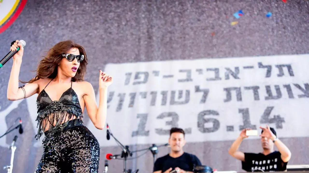 דנה אינטרנשיונל דנה אינטרנשיונל