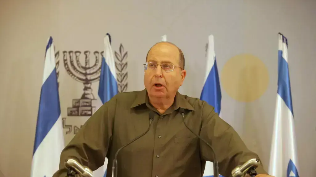 שר הביטחון משה בוגי יעלון תדרוך על אירוע החטיפה