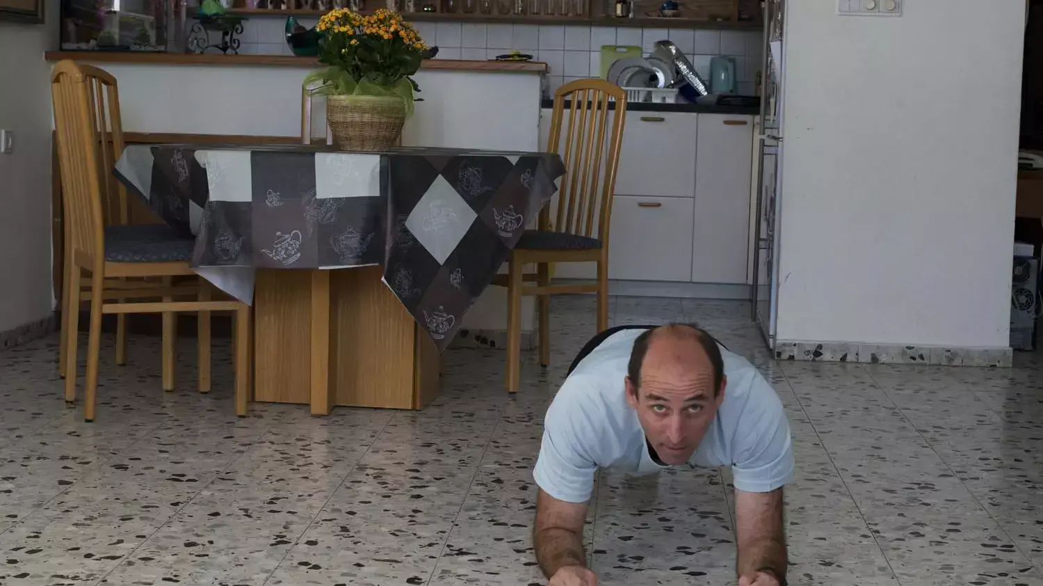 תרגילי ספורט לבית תרגילי ספורט לבית