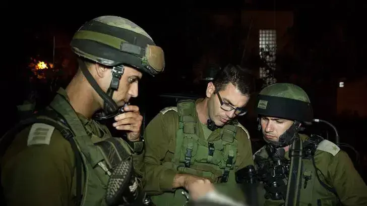 חיילי חטיבת כפיר פועלים באזור ג'ילזון במסגרת מבצע "שובו אחים" להשבת חטיפת הנערים חיילי חטיבת כפיר פועלים באזור ג'ילזון במסגרת מבצע "שובו אחים" להשבת חטיפת הנערים