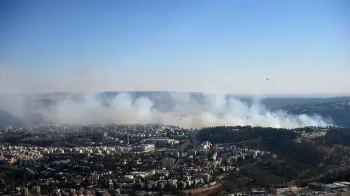 צילום אווירי של השריפה בירושלים צילום אווירי של השריפה בירושלים