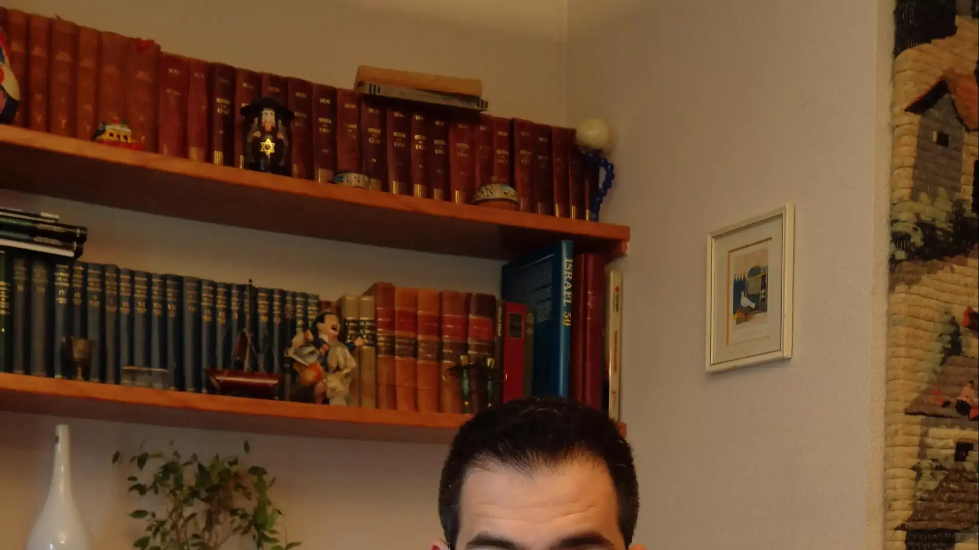 יונתן בר מגן יונתן בר מגן