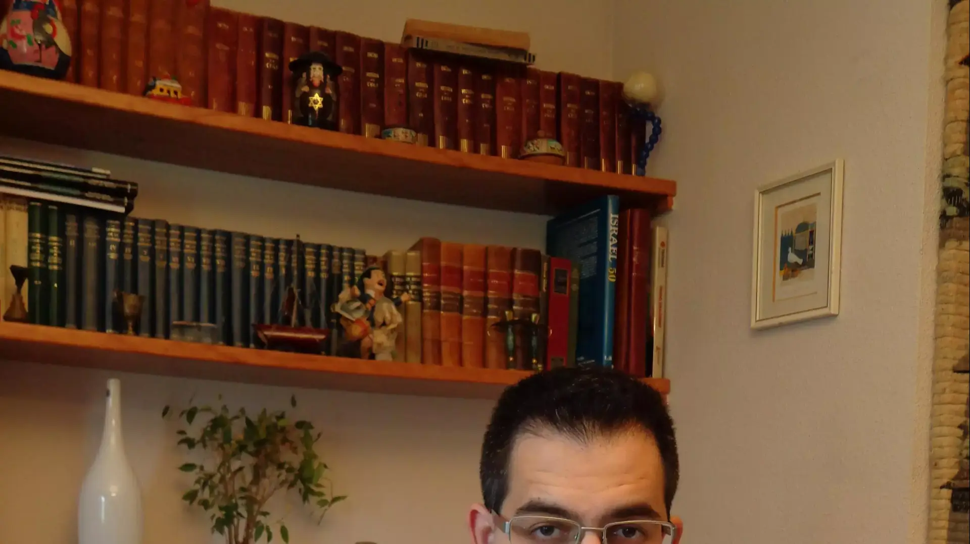 יונתן בר מגן יונתן בר מגן
