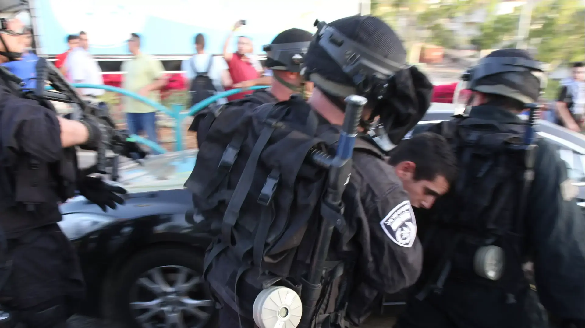 עימותים בין מפגינים לשוטרים בהפגנה נגד מעצרים מנהליים באום אל-פחם, 27 ביוני 2014 עימותים בין מפגינים לשוטרים בהפגנה נגד מעצרים מנהליים באום אל-פחם, 27 ביוני 2014