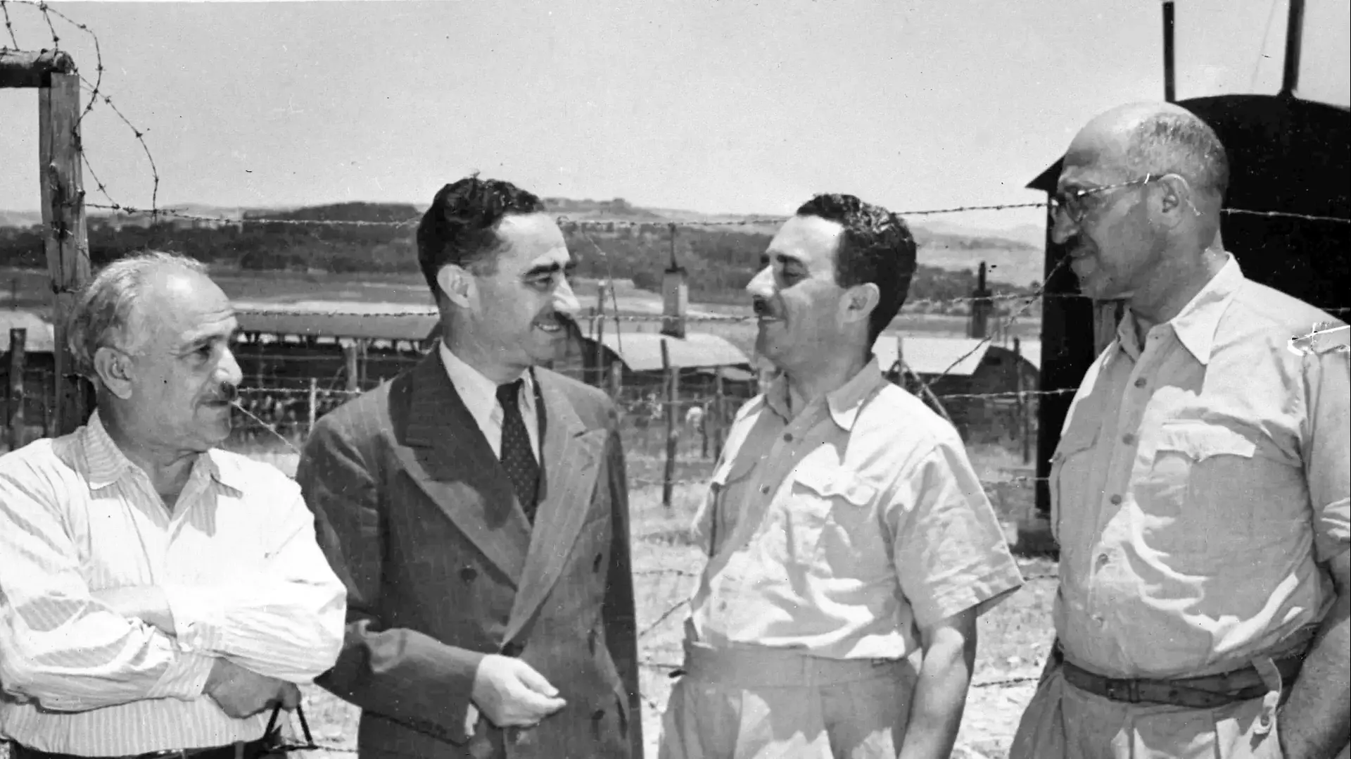 הנהלת הסוכנות היהודית נעצרה בשבת השחורה ונשלחה למחנה לטרון. יוני 1946