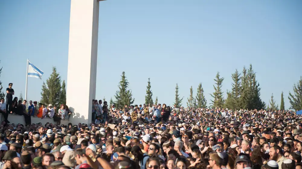 הלווית הנערים בבית העלמין במודיעין, יוני 2014 הלווית הנערים בבית העלמין במודיעין, יוני 2014