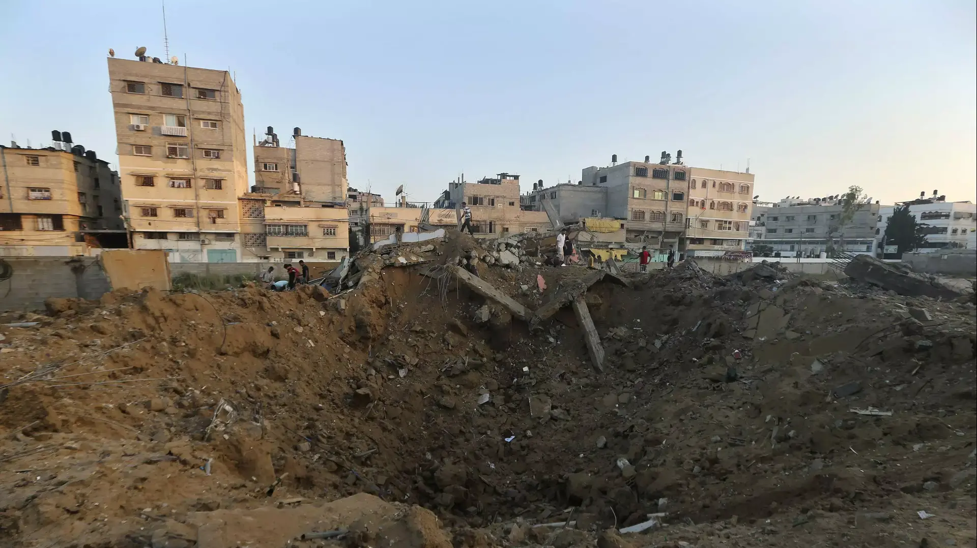 חורבות בתים שהופצצו על ידי צה"ל בעיר עזה במסגרת מבצע צוק איתן  9 ביולי 2014