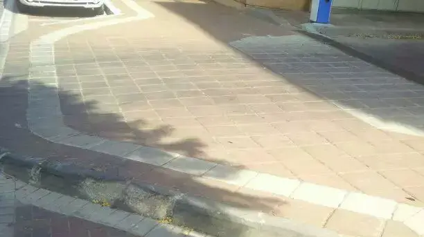 רסיס בראשון לציון. יולי 2014