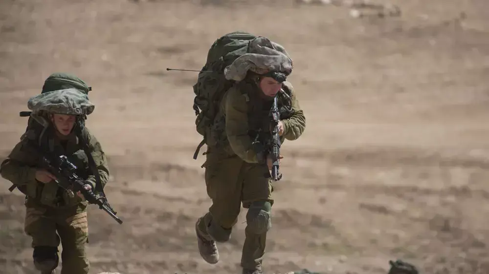 תרגיל צנחנים במנהרות במסגרת מבצע צוק איתן. יולי 2014 תרגיל צנחנים במנהרות במסגרת מבצע צוק איתן. יולי 2014