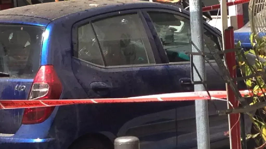 שברי רקטות נפלו בתל אביב, יולי 2014 שברי רקטות נפלו בתל אביב, יולי 2014